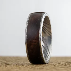 Damascus ring with figured walnut